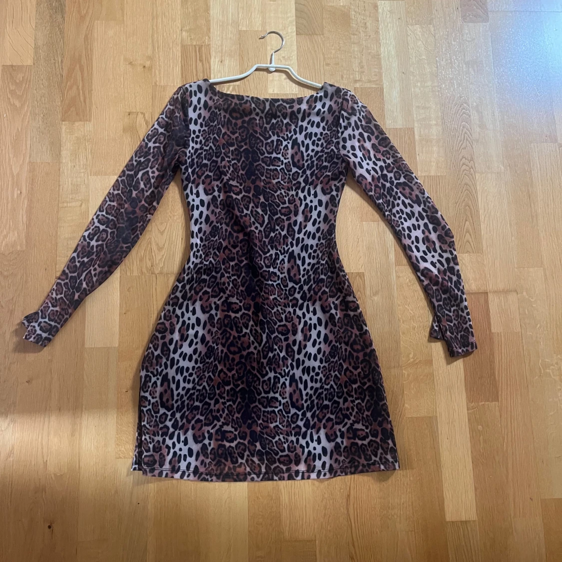 Leopardklänning - 1