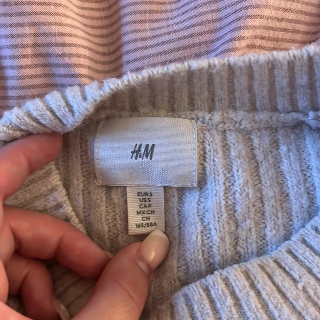 Randig stickad tröja från H&M - 2