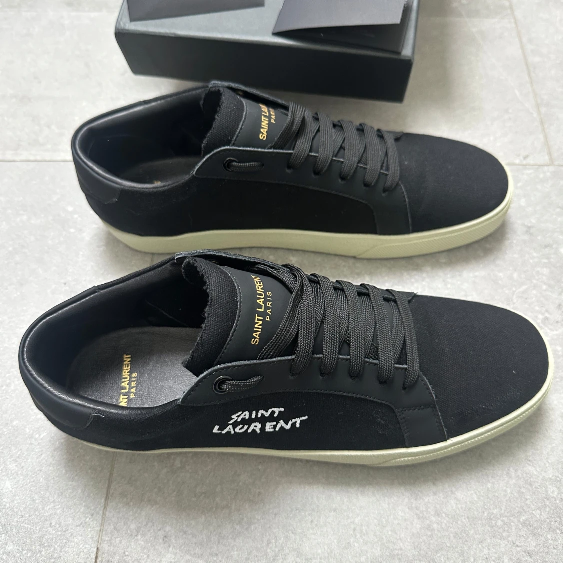 Svarta Saint Laurent sneakers - 1