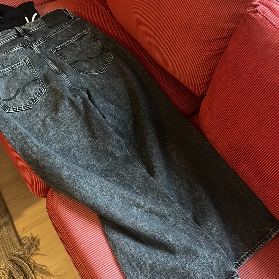 Svarta baggy fit jeans med snörning - 1