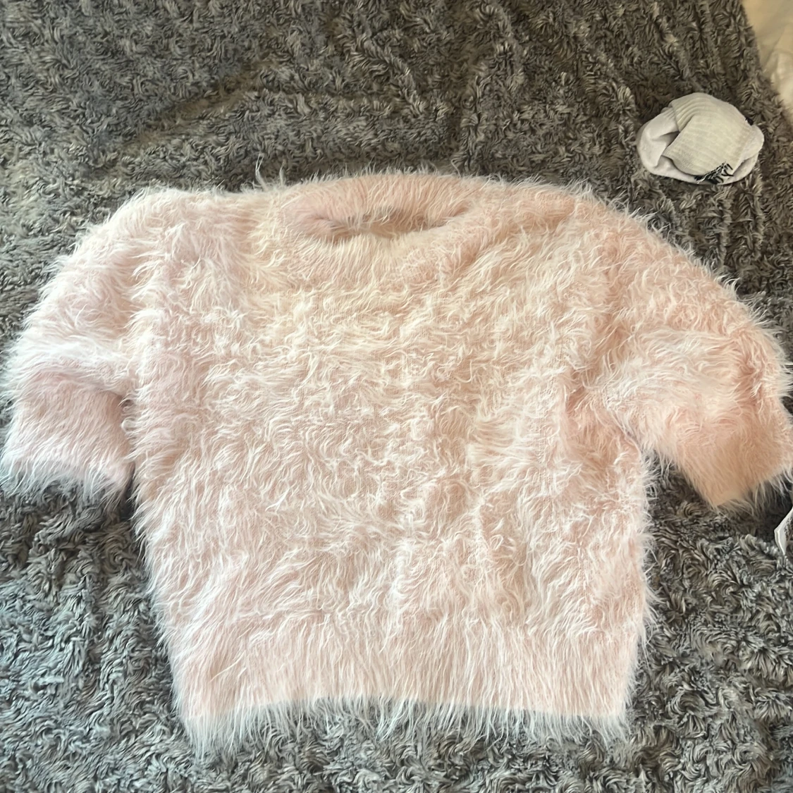 Ljusrosa fluffig tröja Carin Wester - 1