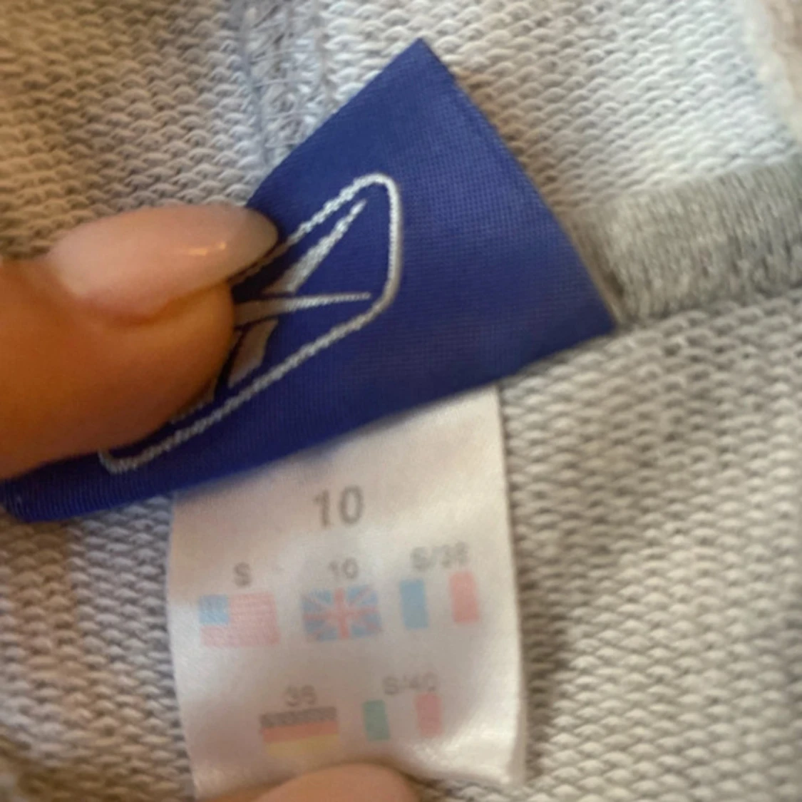 Grå Reebok zip-up - 2