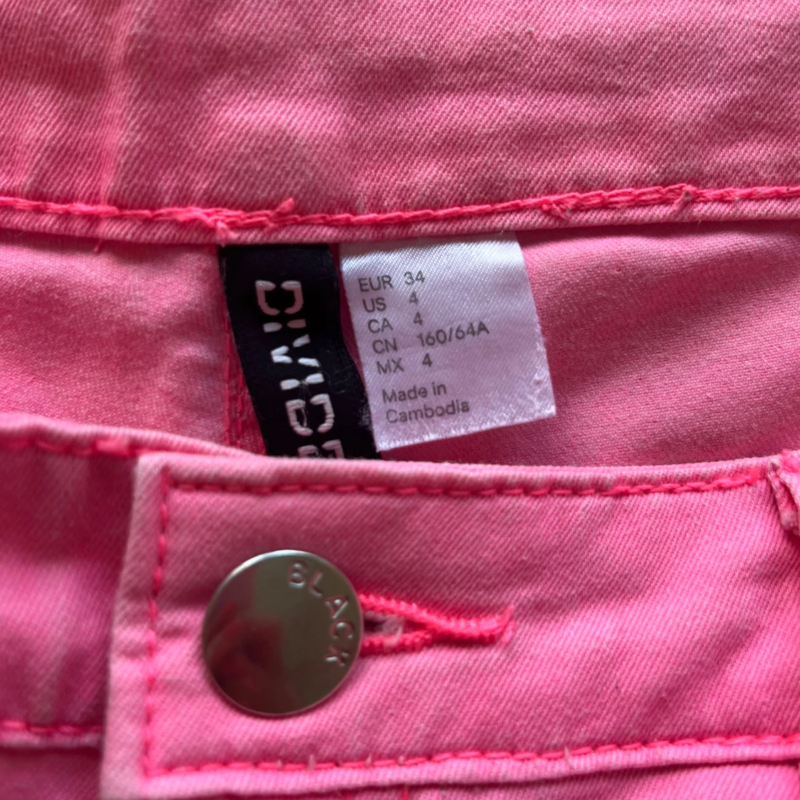 Rosa shorts från Divided - 3