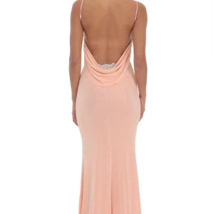 Rosa balklänning  - Jätte snygg rosa, lång balklänning. Aldrig använd.