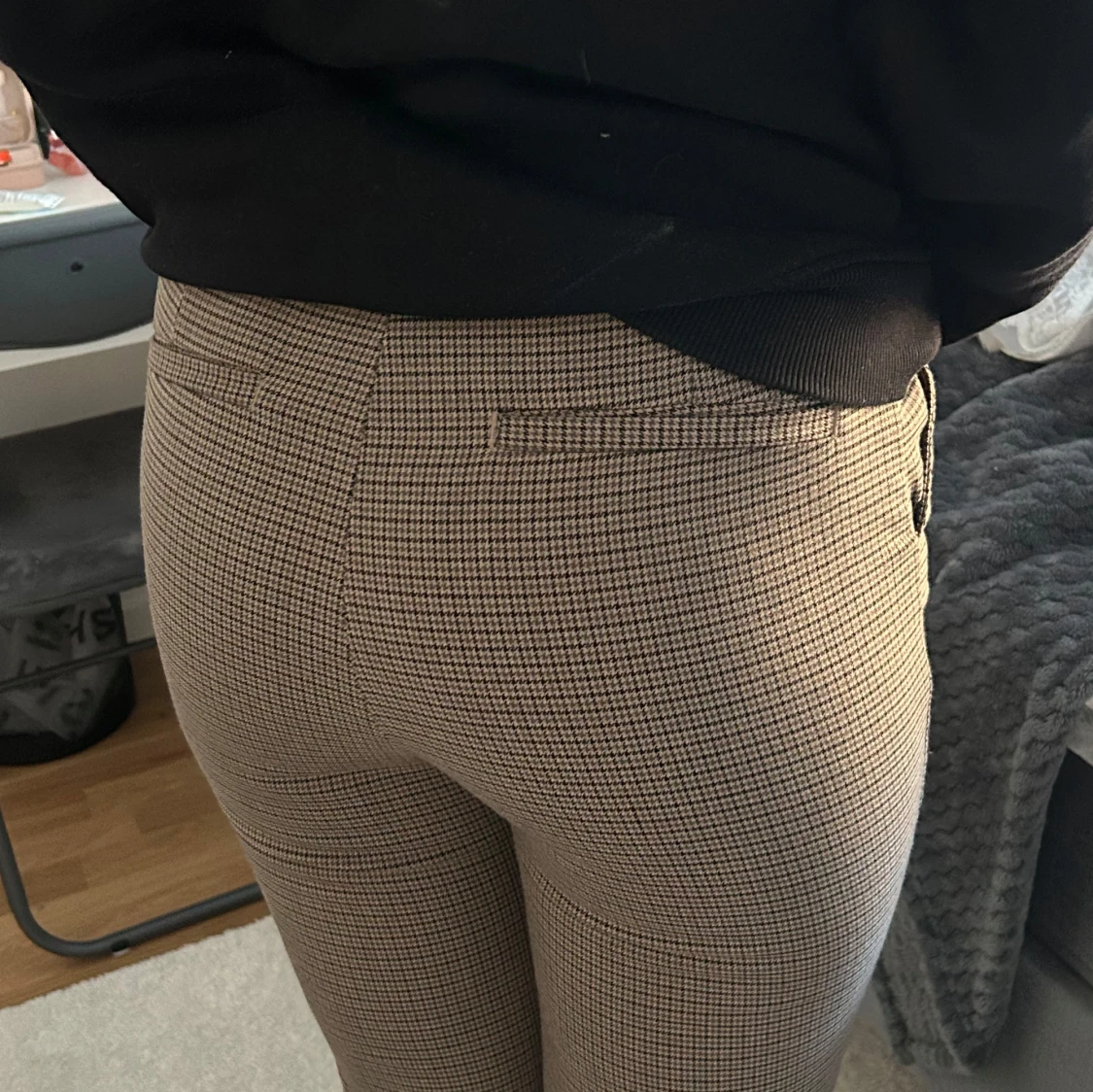 Bruna rutiga byxor - 1