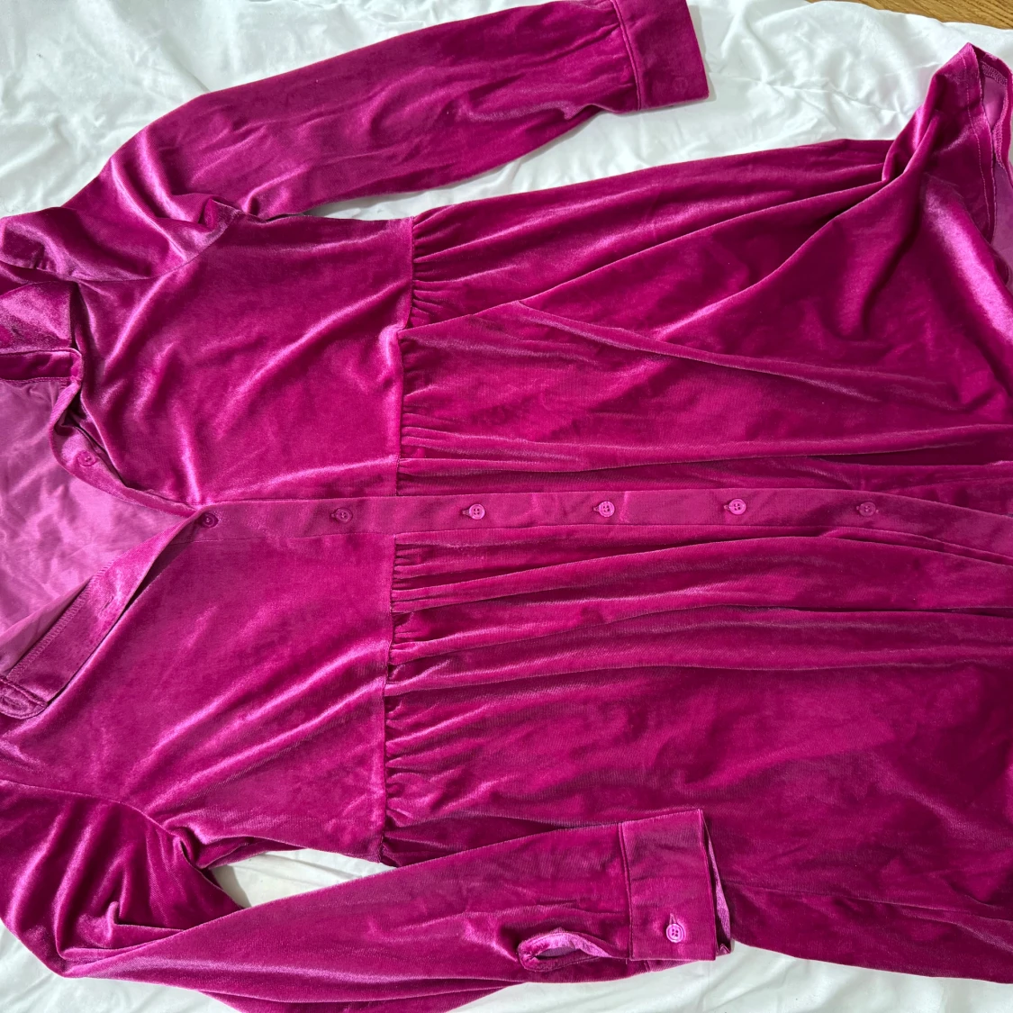 Mörkrosa sammetklänning - 1