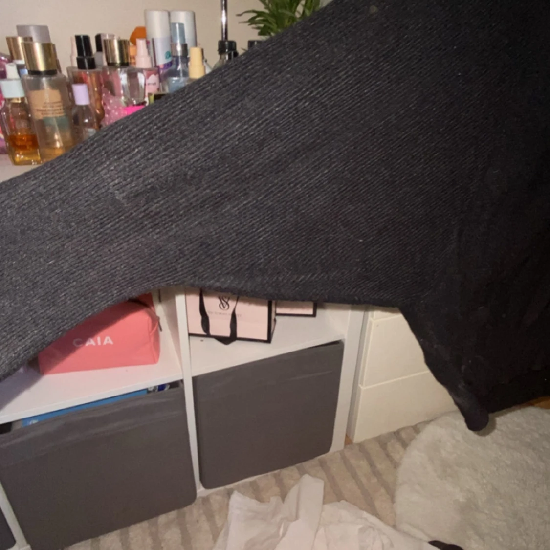 Svart ribbad kofta - 3