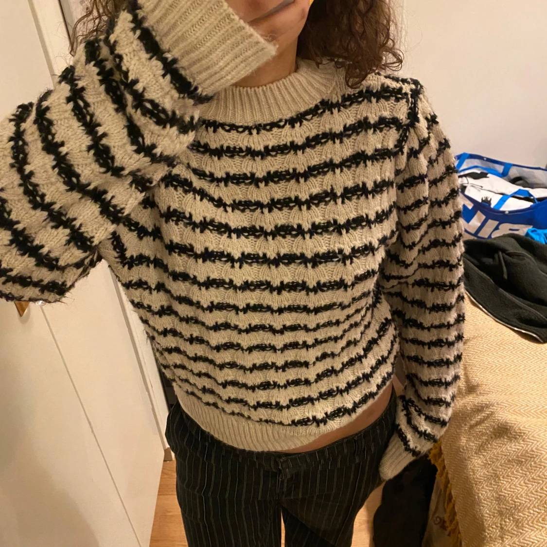 Randig stickad tröja från MNG