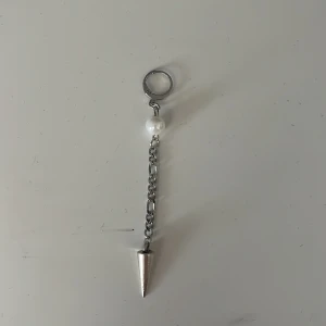 Hemmagjort silverörhänge😍 - Snyggt hemmagjort silverörhänge😍 Säljs styckvis