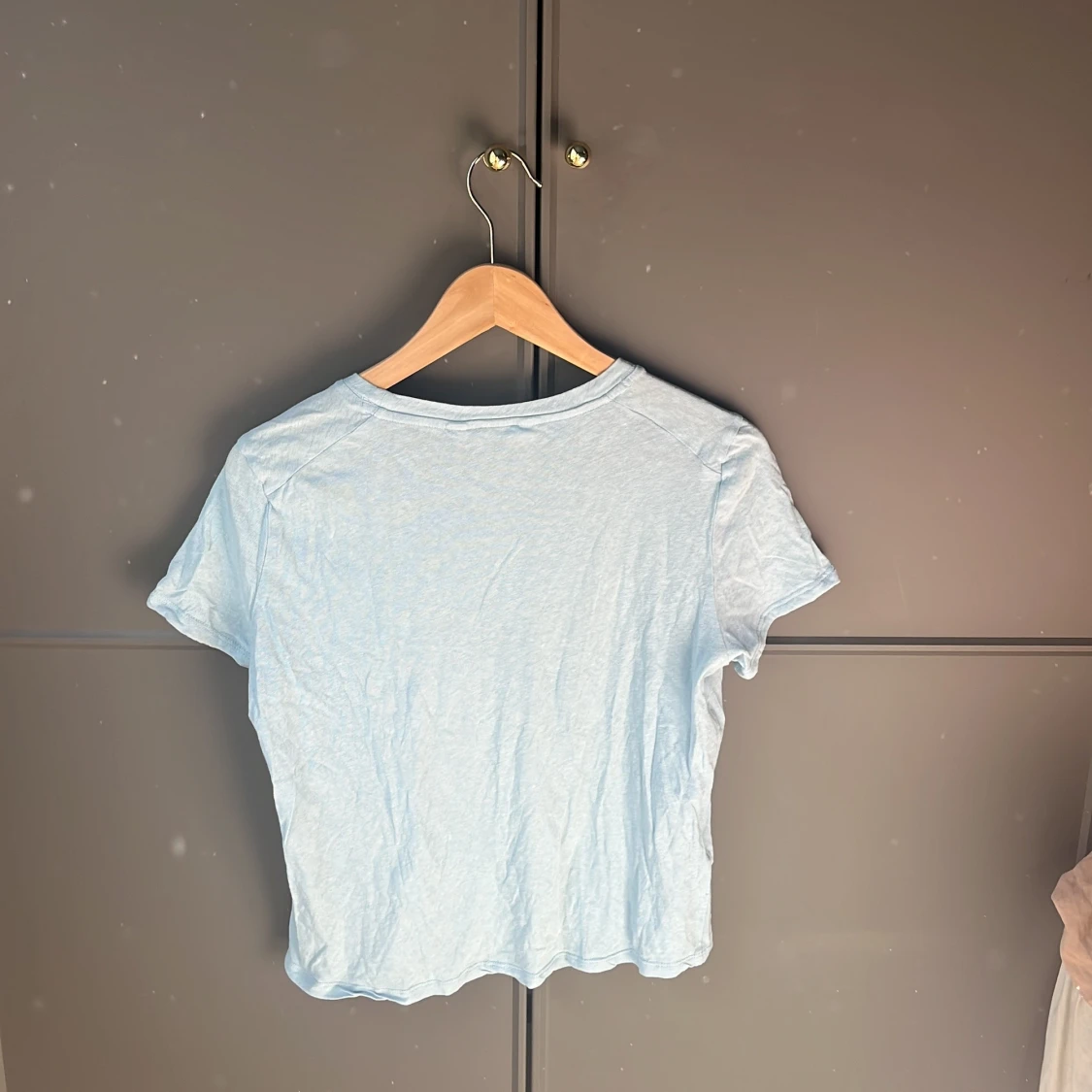 Ljusblå t-shirt - 3