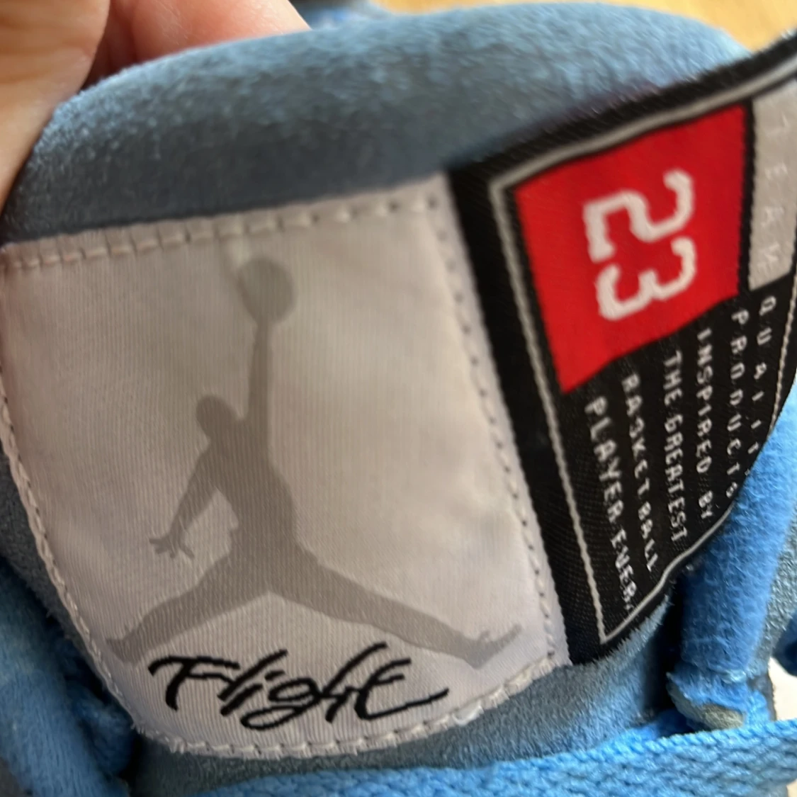 Nike air Jordan 4 university blue  - 3