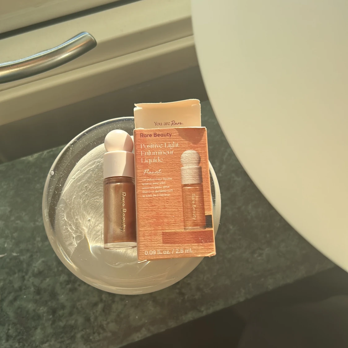 Rare beuty highlighter
