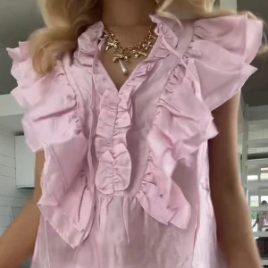 Volangblus - Slutsåld blus från Kappahl💕ny utan prislapp