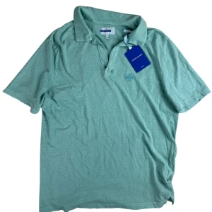 Jacob Cohën  - Jacob Cohën Pike. Storlek L. Helt ny med prislappar på! Nypris 2300 vårat pris 1090kr finns att köpa på Fashionels.com 