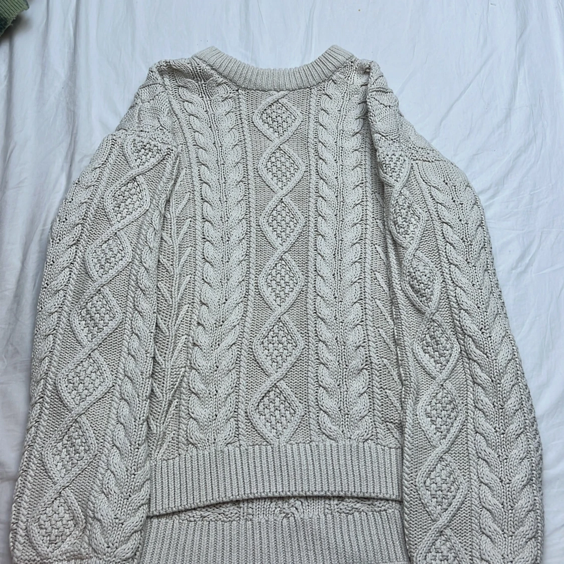 Beige stickad tröja från Vailent - 2