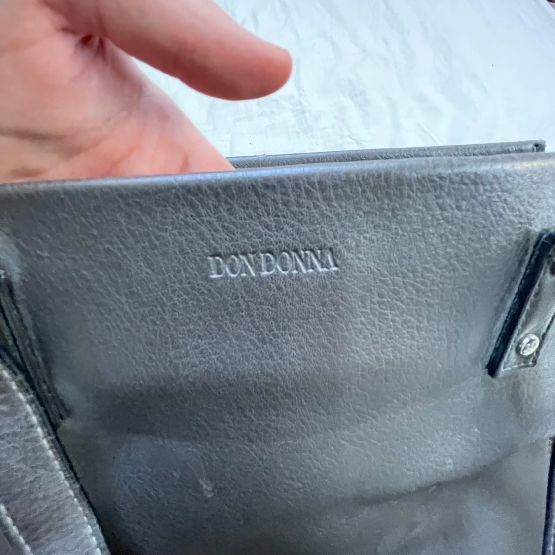 Svart axelväska från Don Donna - 4