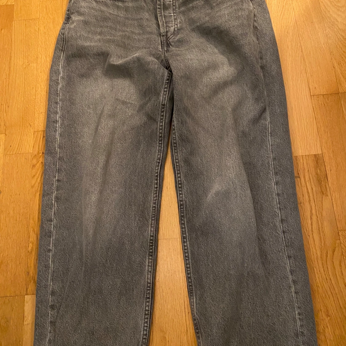 Grå jeans från 157 Atlanta