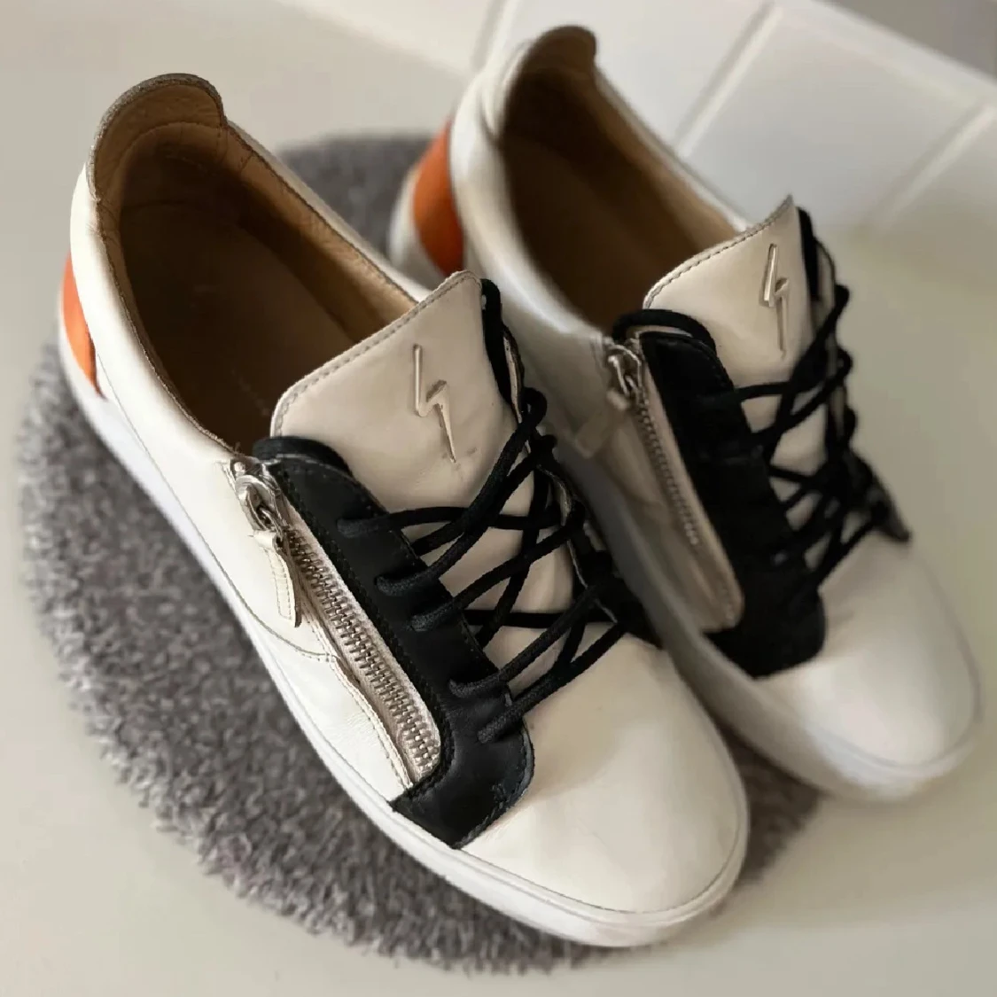 Giuseppe Zanotti skor  - 1