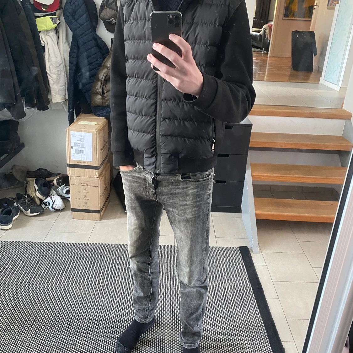 Svart ”cardigan” från 19v69 by Versace 