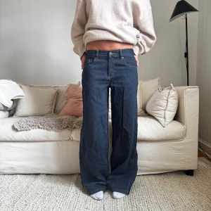 Baggy jeans  - Säljer dessa så snygga baggy jeans som är så snygga💖💖