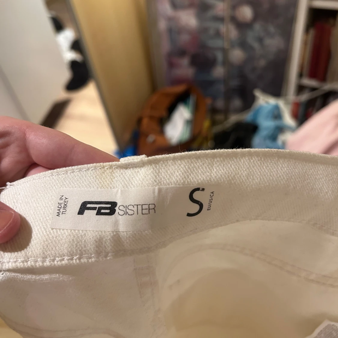 Vita jeansbyxor från FB Sister - 1