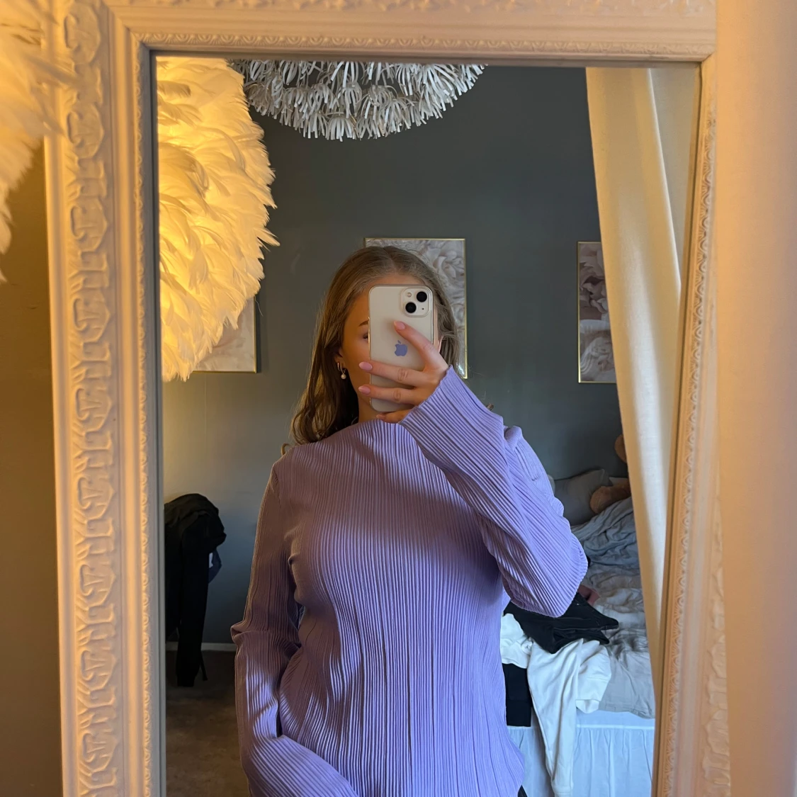 Ljuslila ribbad tröja från BikBok