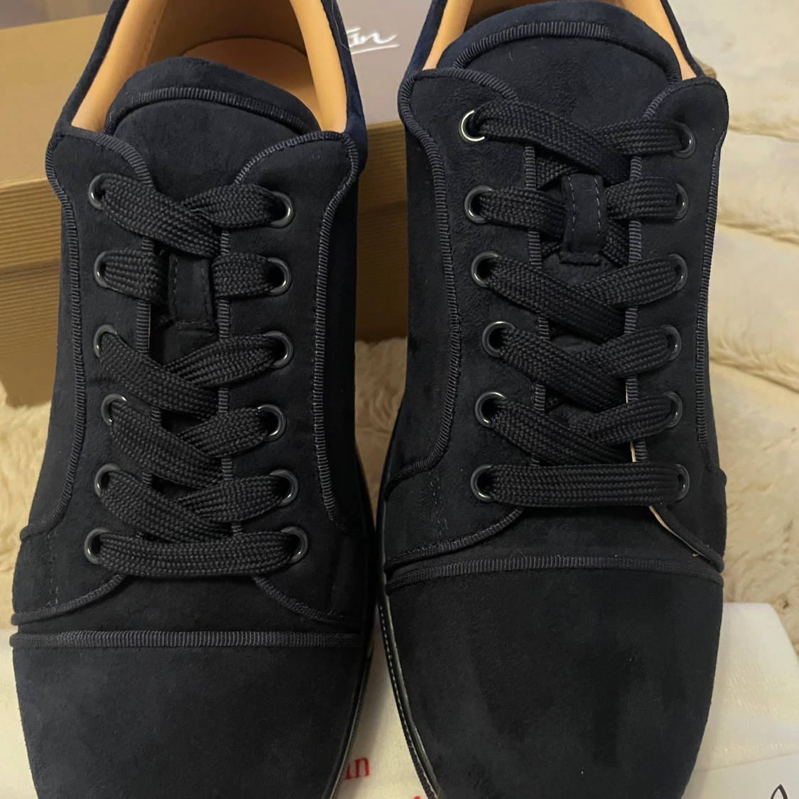 Mörkblåa sneakers från Christian Louboutin - 1