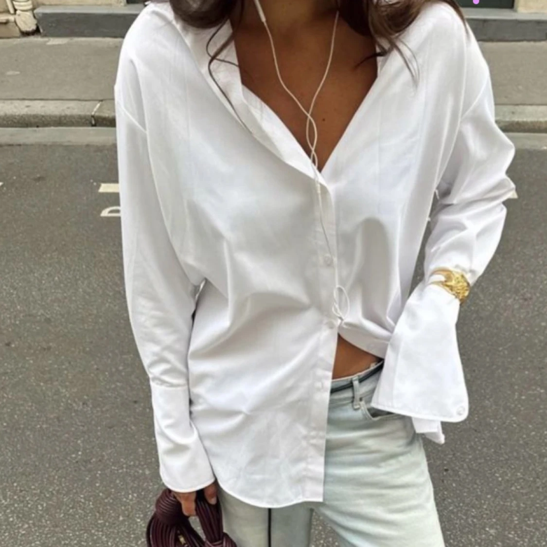 Vit skjorta med klassisk krage - 1