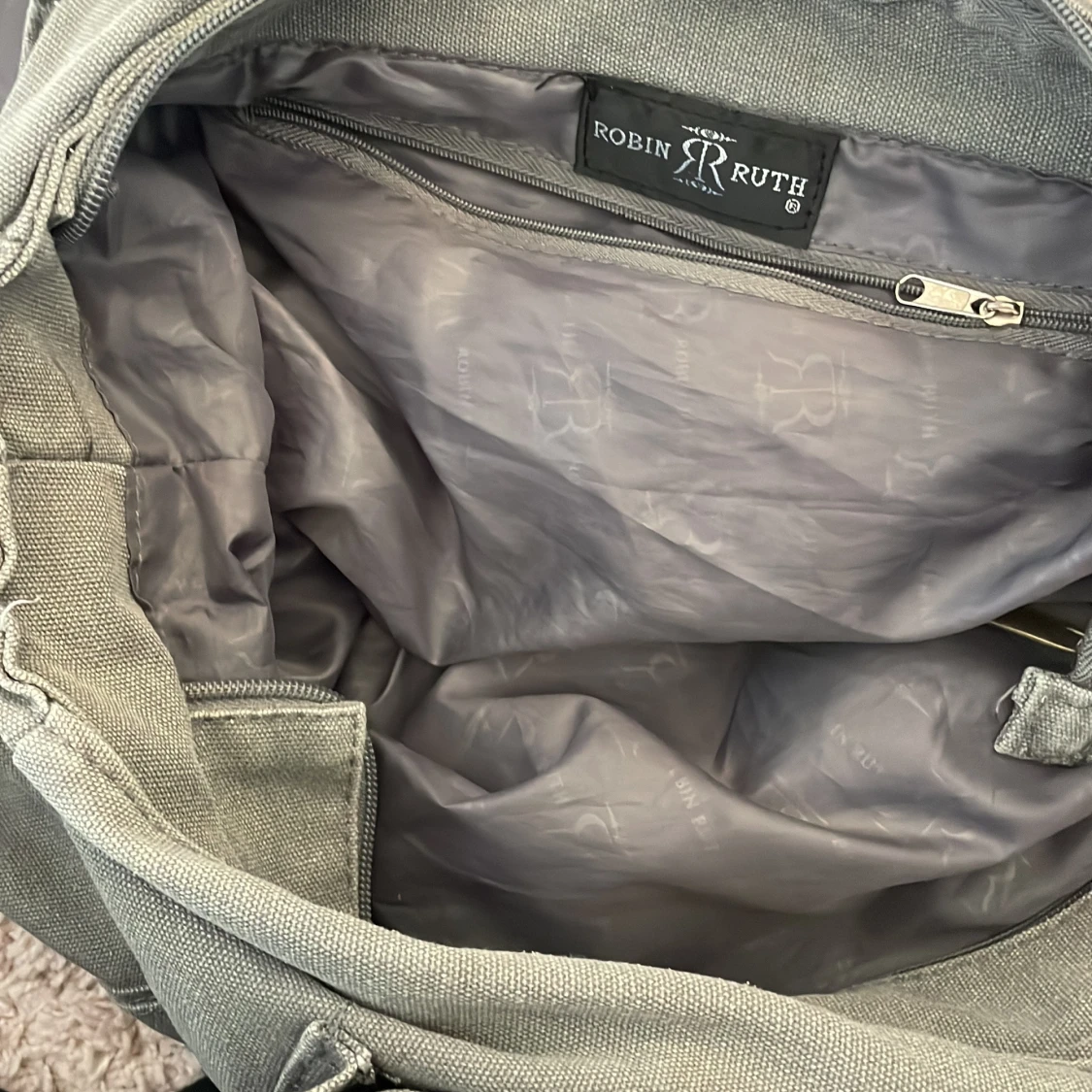 Grå axelväska med Amsterdam-tryck från Robin Ruth - 3