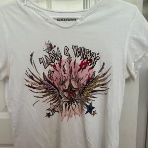 Zadig & Voltaire tröja,  - Cool Zadig tröja! Har en liten fläck som inte går bort i tvätten men inget man tänker på