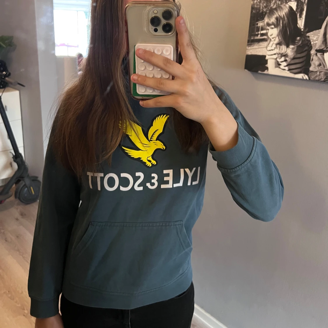 Blå/grön hoodie från Lyle & Scott - 1