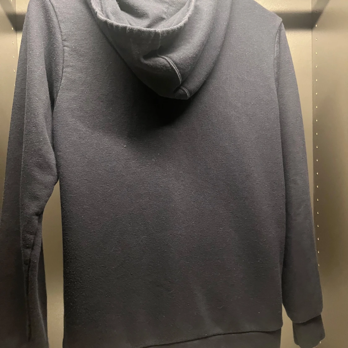 Svart hoodie från Champion  - 1
