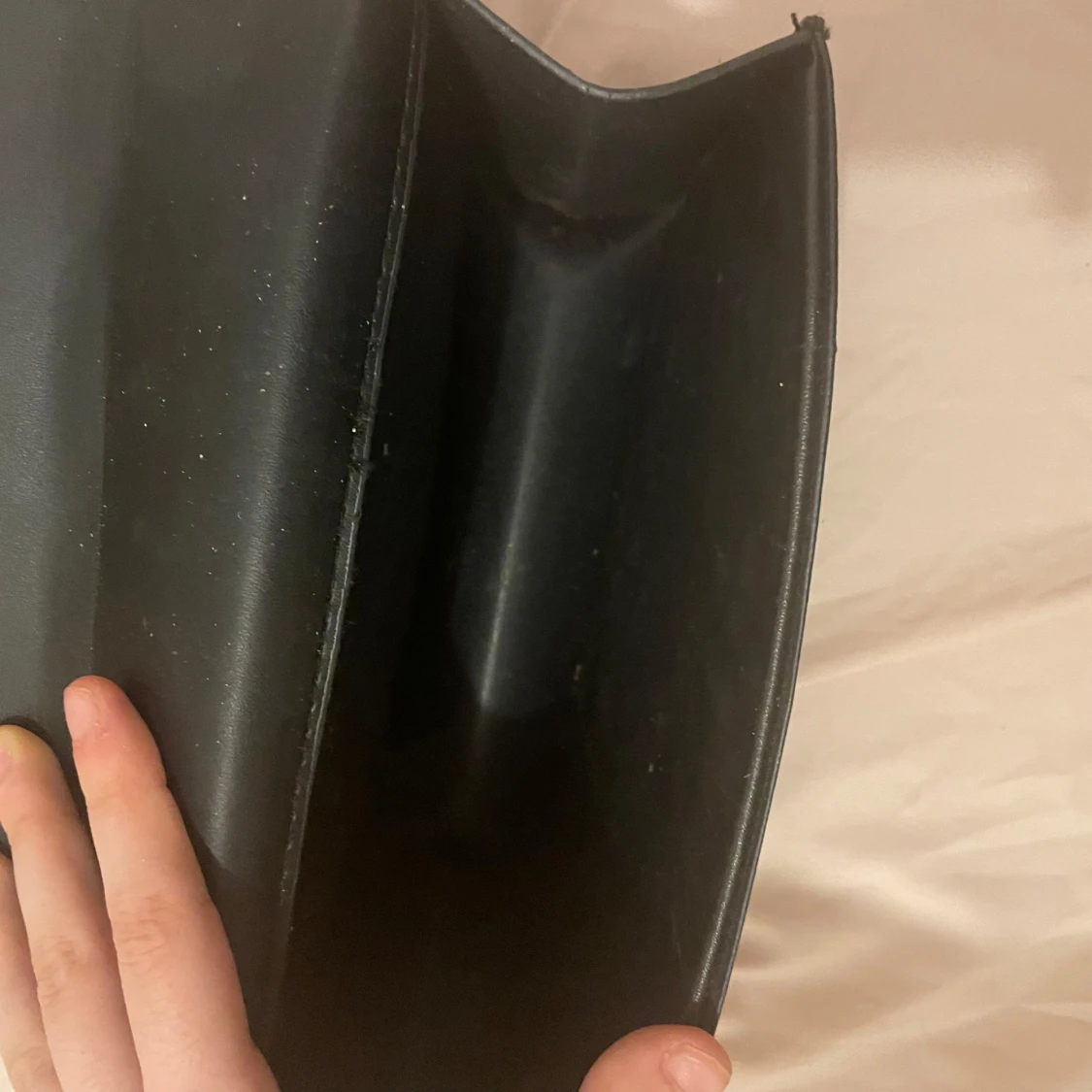 Svart axelväska med kedja - 3