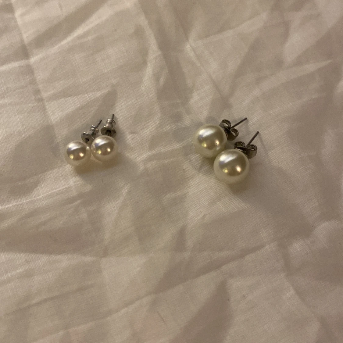 Pärlörhängen i silver