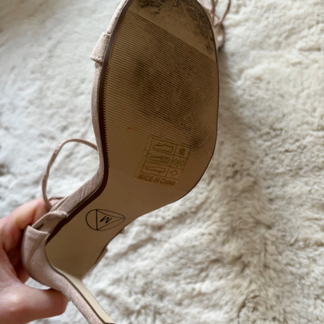 Beige klackskor med snörning - 3