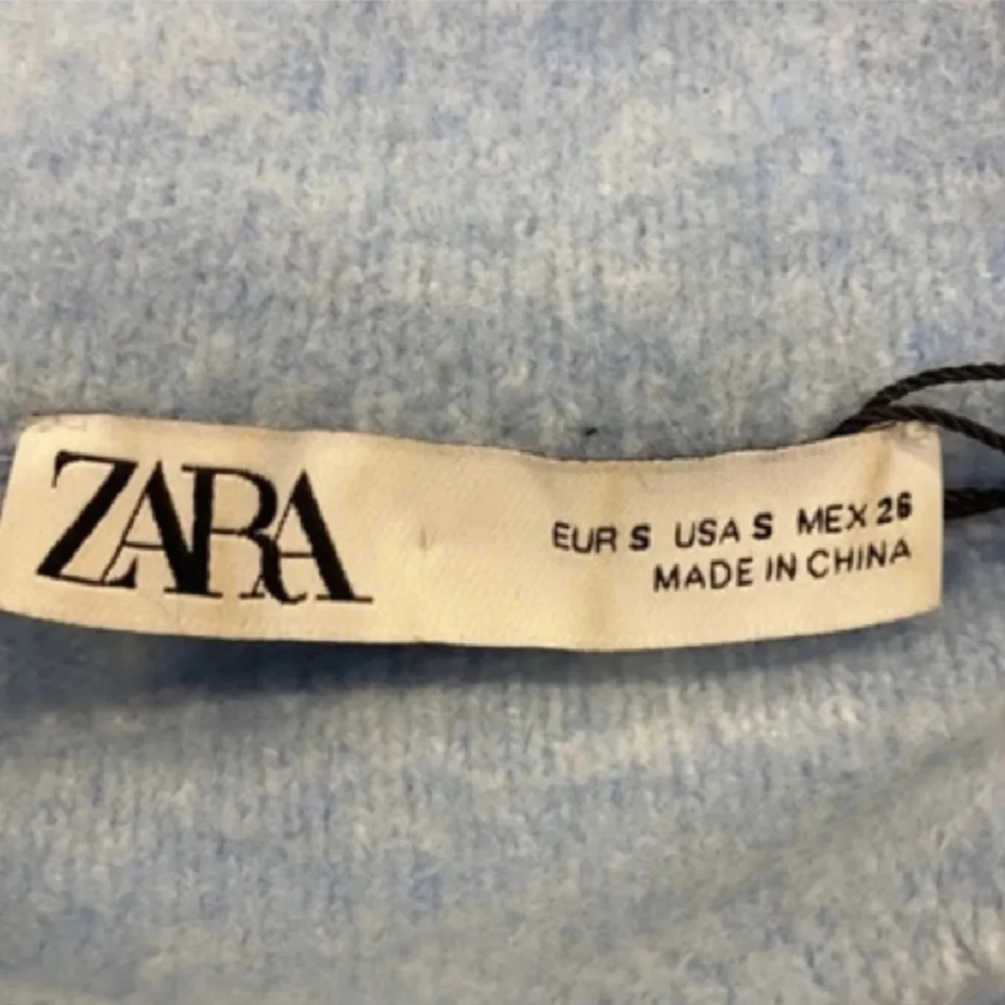 Ljusblå stickad tröja från Zara - 2