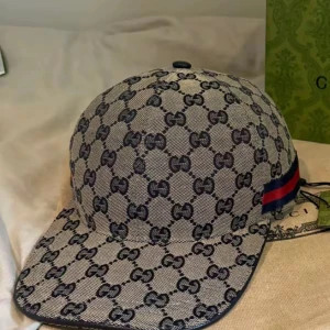 Gucci keps med GG-mönster storlek L - Fick i present av farsan använd få gånger