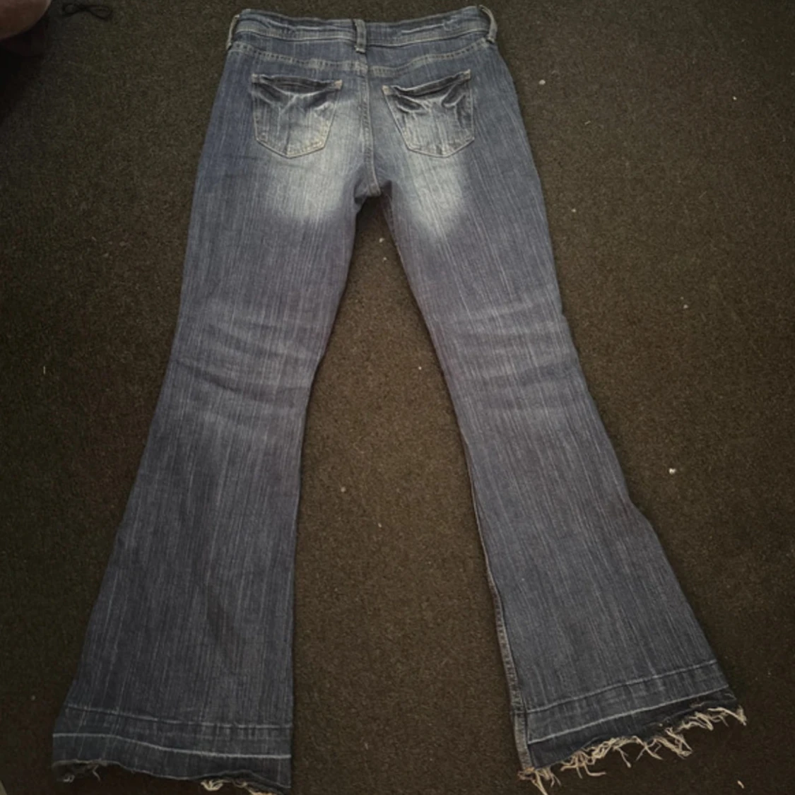Blå bootcut jeans låg midja - 2