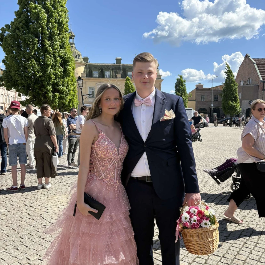 Rosa balklänning med volanger - 3