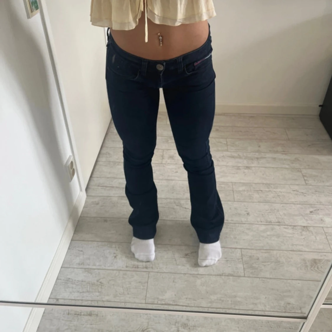 Lågmidjade bootcut jeans