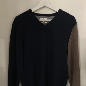 Hansen & Jacob  - Helt ny Hansen & Jacob. Storlek S. Skriv vid frågor eller funderingar! Ny pris 1999