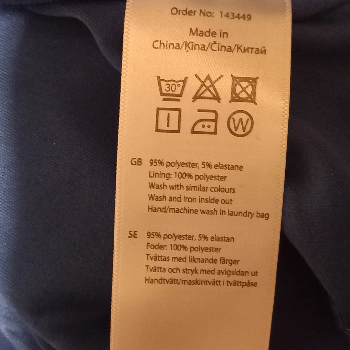 Blå klänning med glittrig krage från Happy Holly - 4