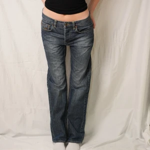 Baggy jeans - Second hand jeans med en så snygg baggy passform. (Egna bilder) 🙌💕