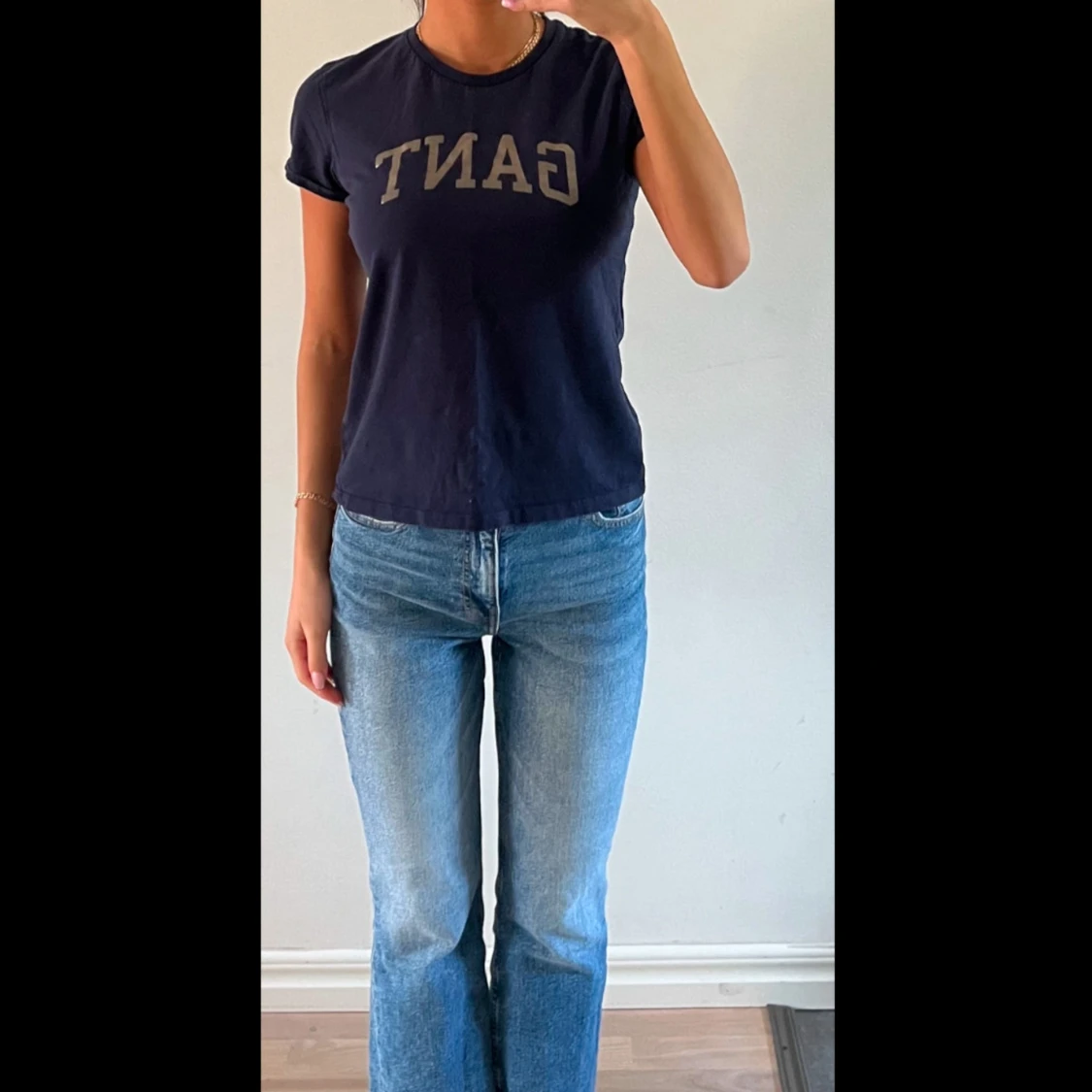 Mörkblå t-shirt från GANT - 1