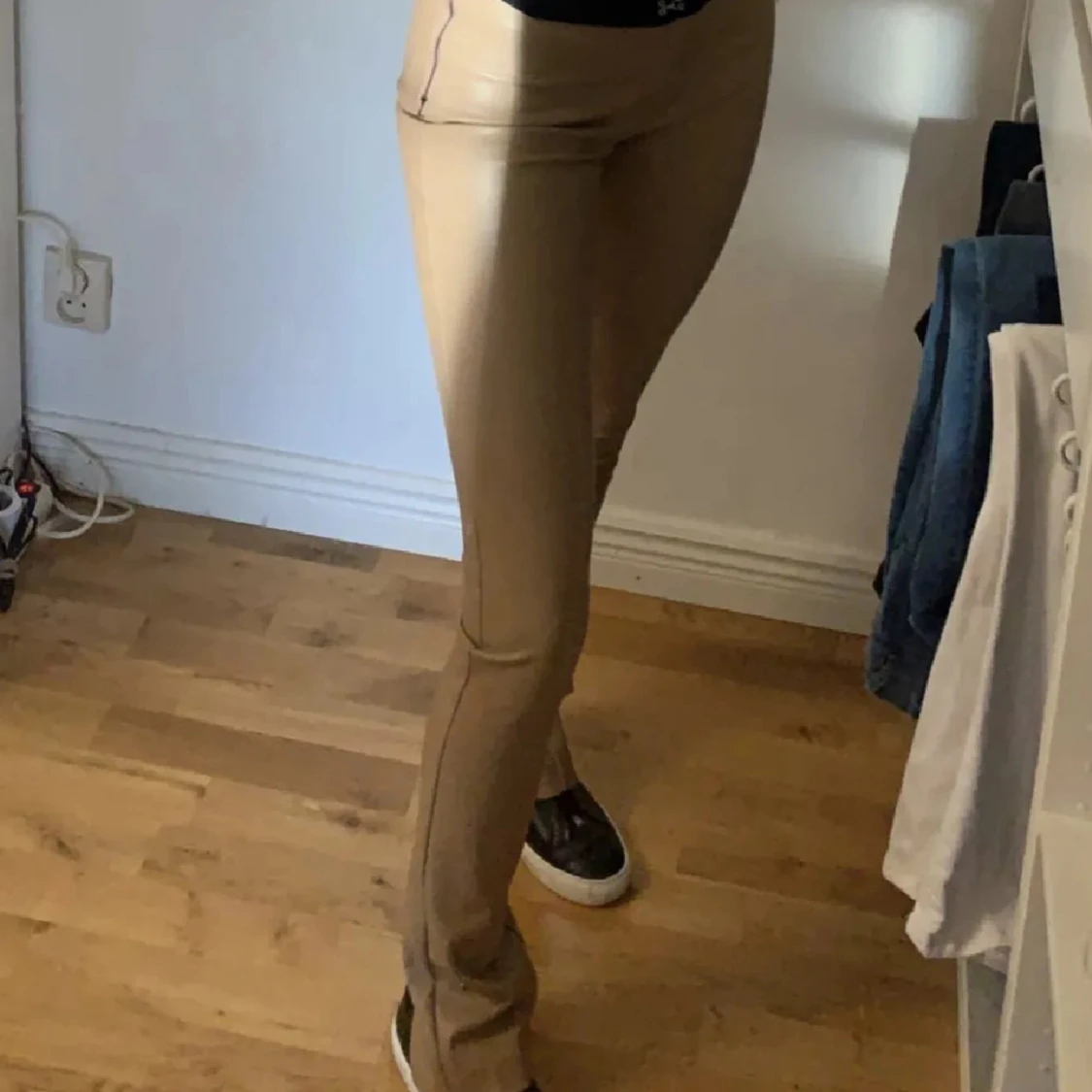 Beiga skinnbyxor med slits, Zara - 1