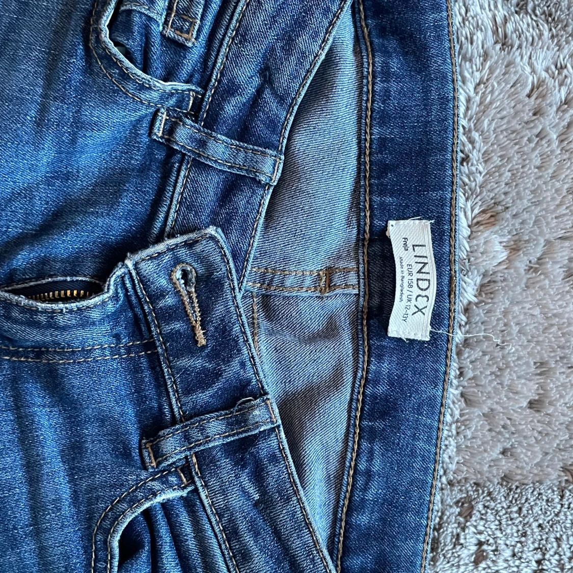 Blå jeansbyxor från Lindex - 1