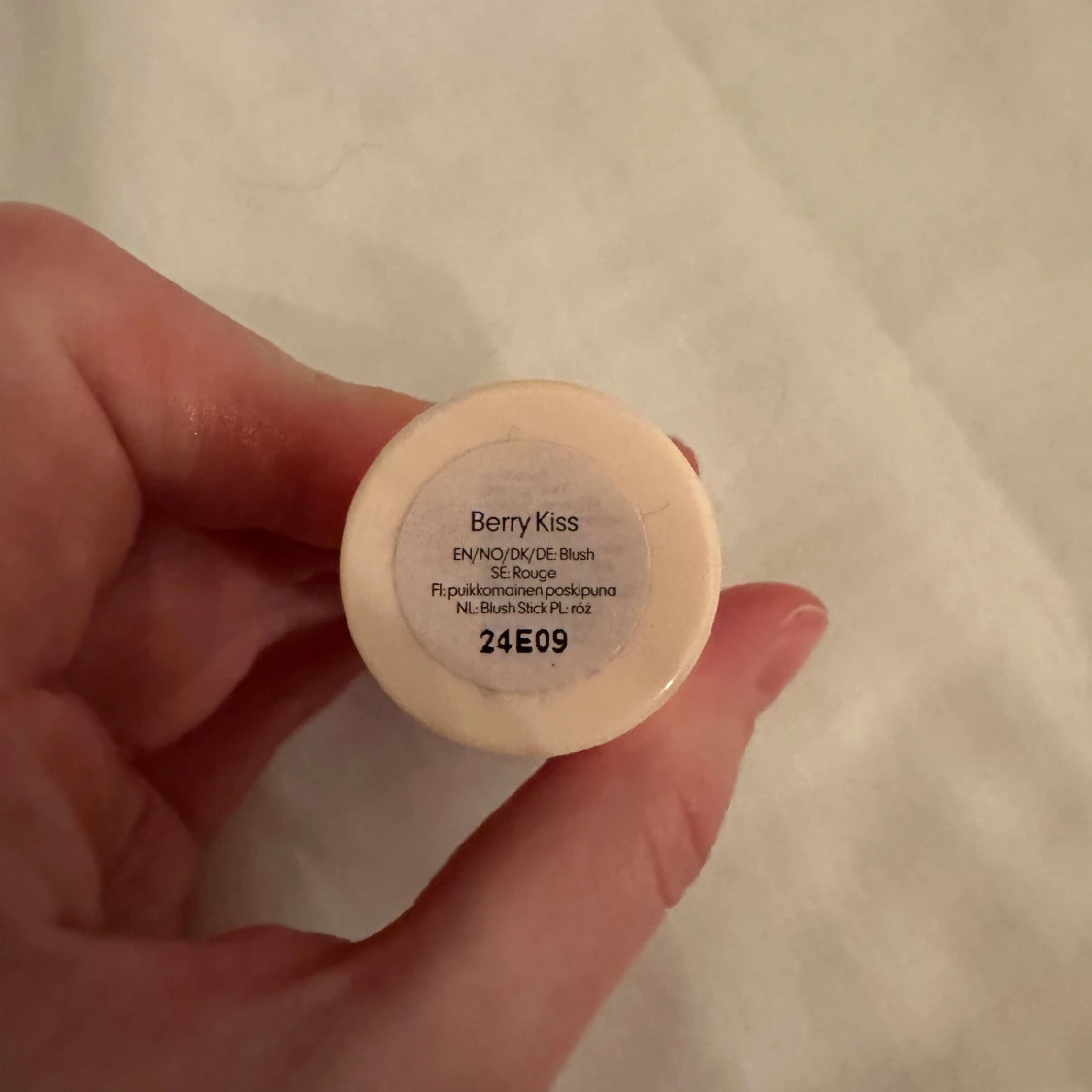 By Lyko Skintastic Face Stick i nyansen Berry Kiss - 1