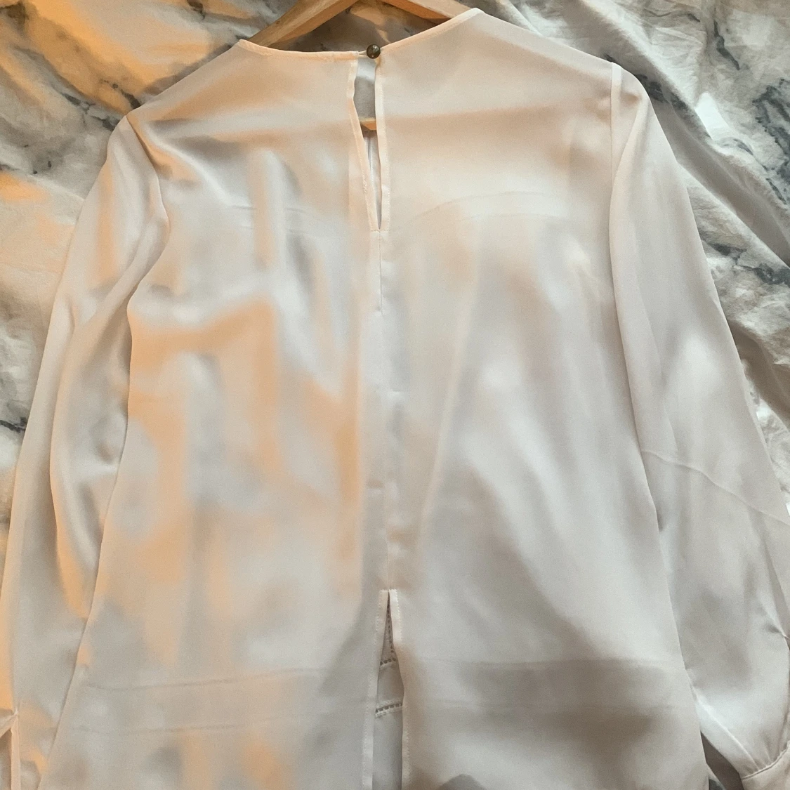 Vit blus från 365 - 1