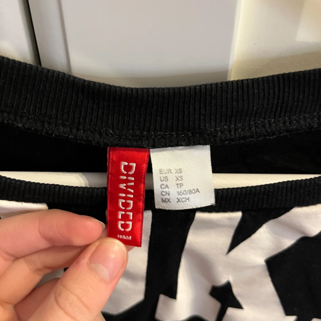 Svart långärmad tröja från H&M Divided - 2