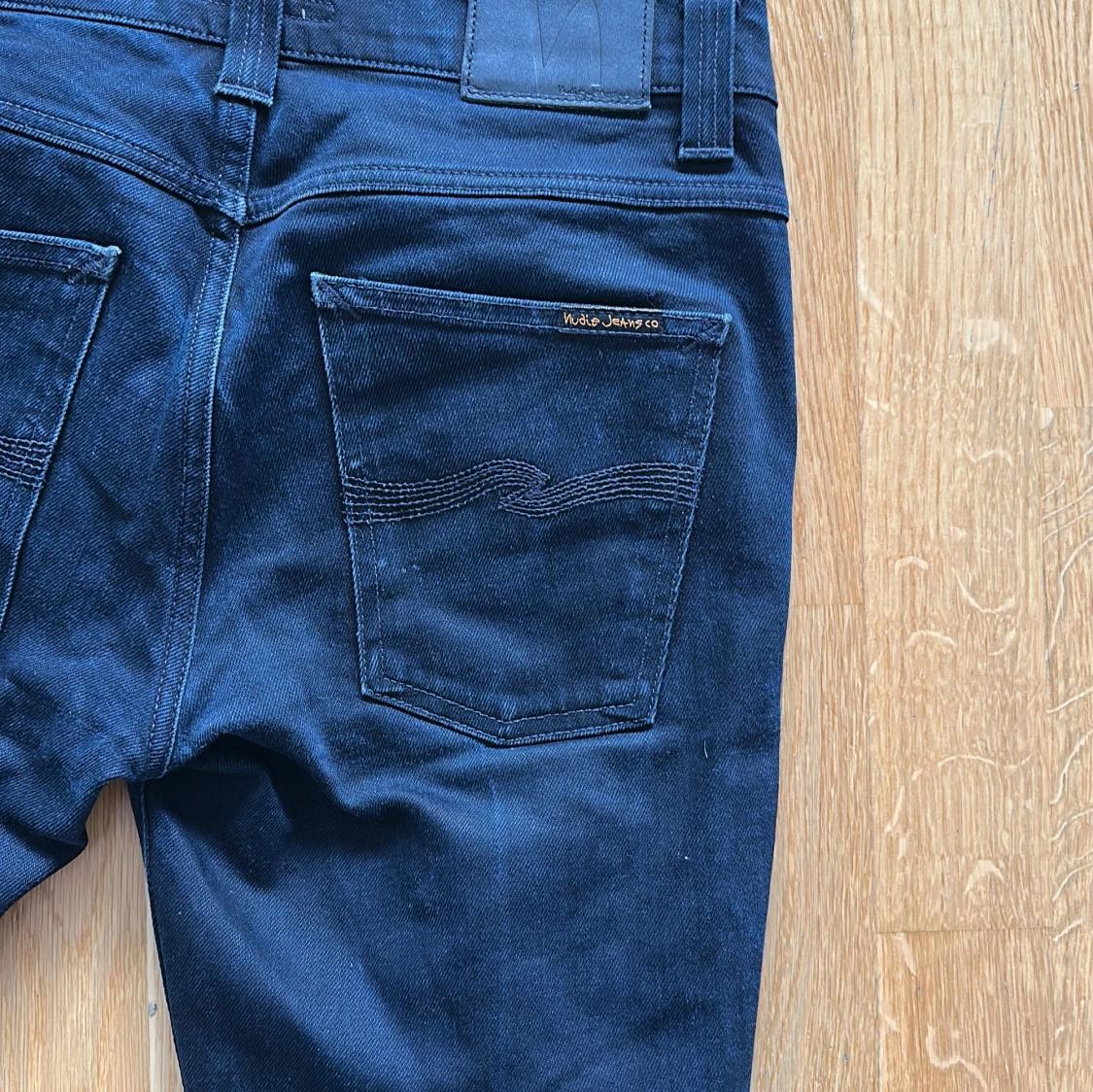 mörka blåa från Nudie Jeans - 2